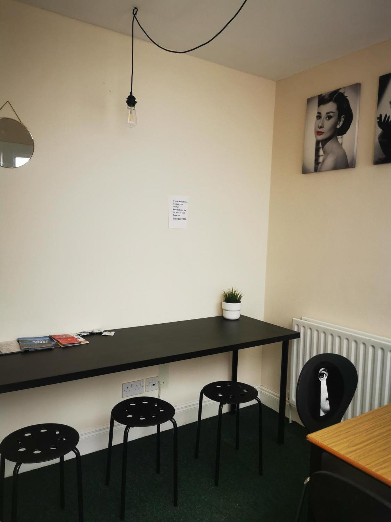 Botanic Avenue Hostel Less Than A Mile From The City Centre Belfast Exterior foto