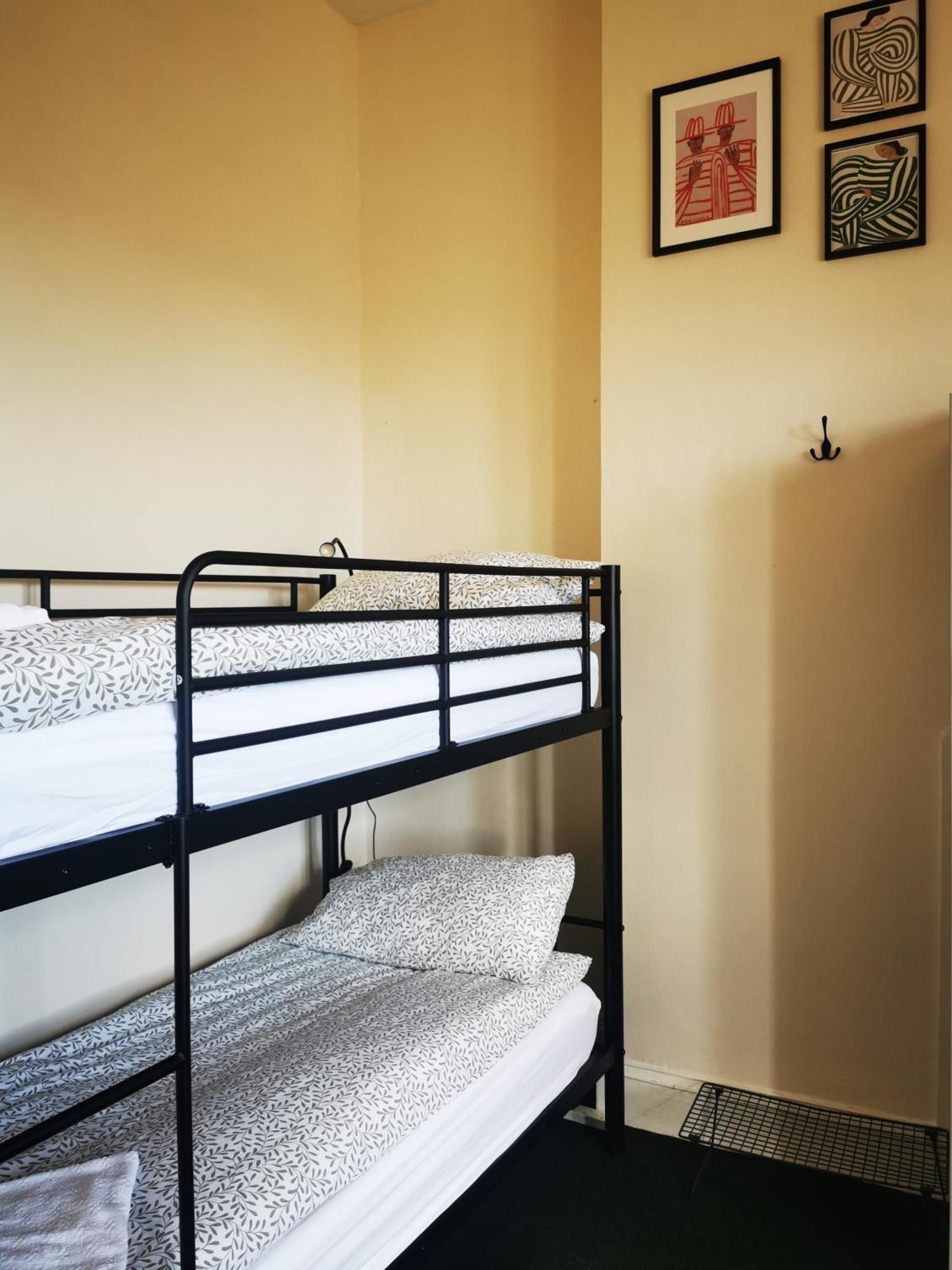 Botanic Avenue Hostel Less Than A Mile From The City Centre Belfast Exterior foto